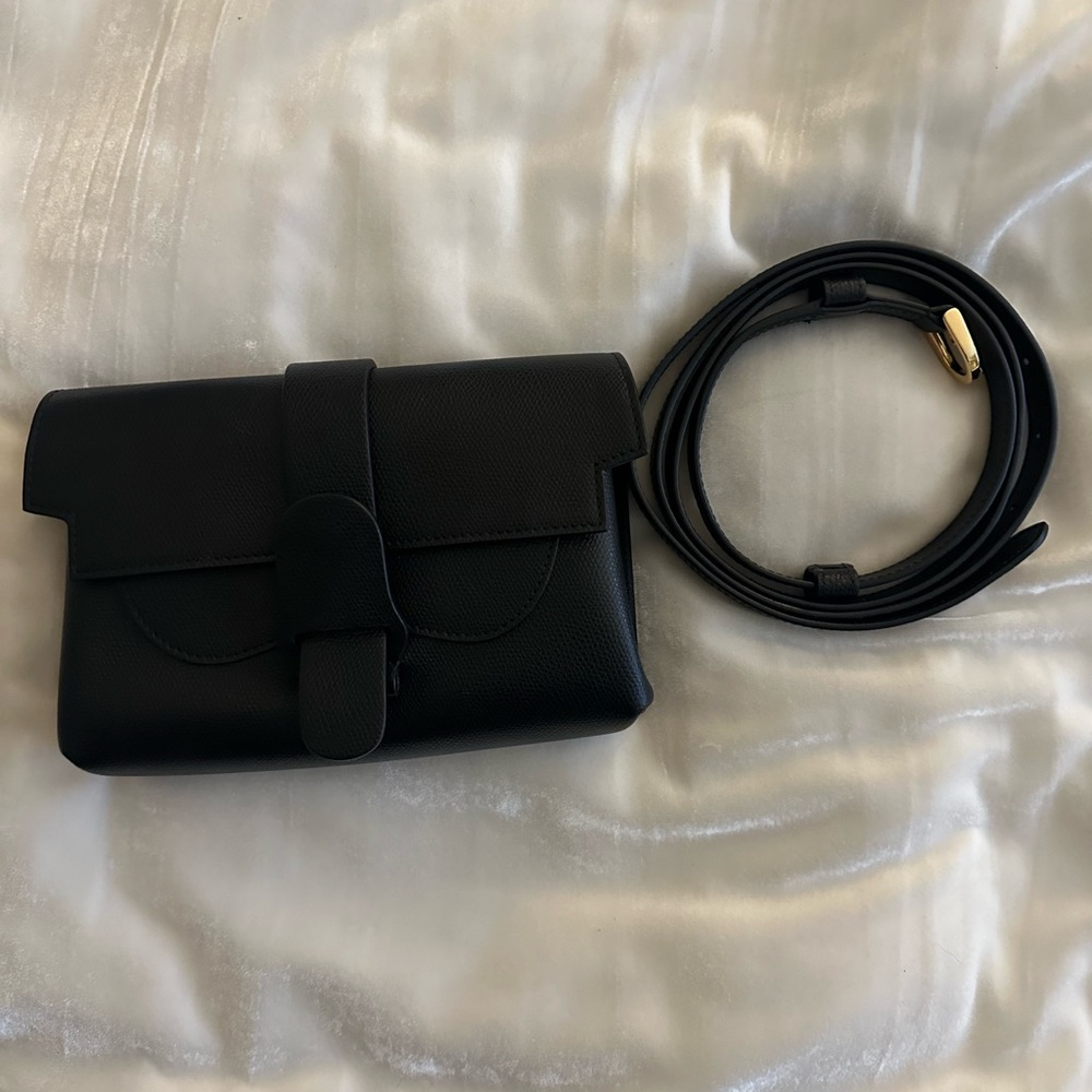 Senreve Aria Black Pebble Beltbag with Gold Hardware